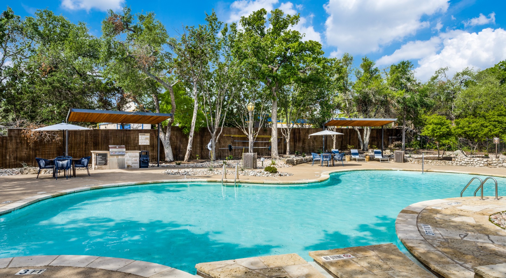 the pool at The Ellwood at Lake Travis