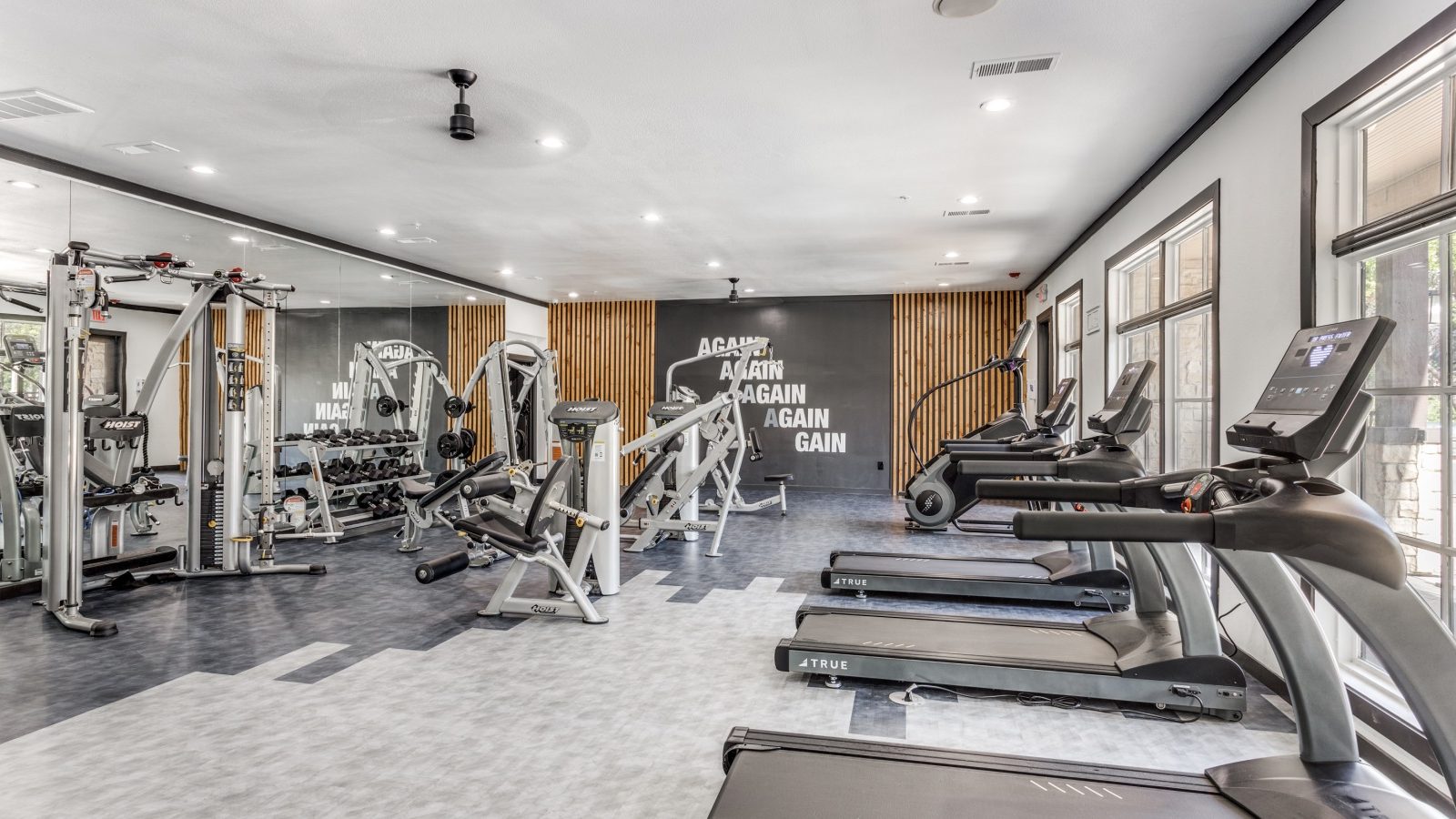 Ellwood at Lake Travis Photo Gallery